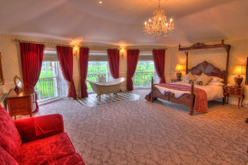 Hotel Bellingham Castle Dundalk Exterior foto